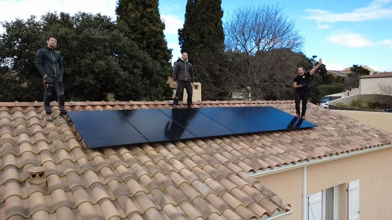 3KWC en onduleur huawei dans une jolie maison. 